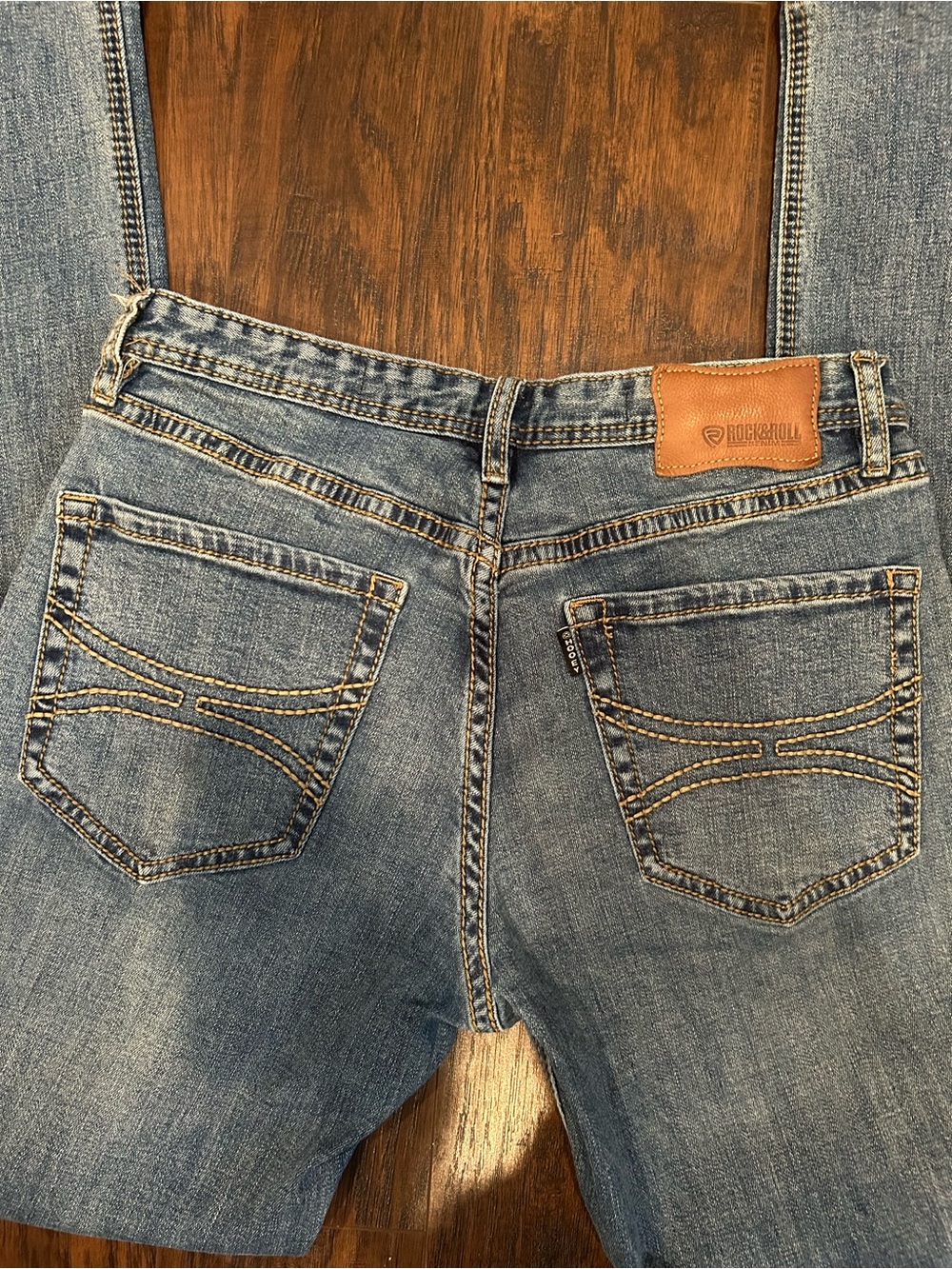 Hooey Slim Straight Jeans - Light Blue with Brown Patch